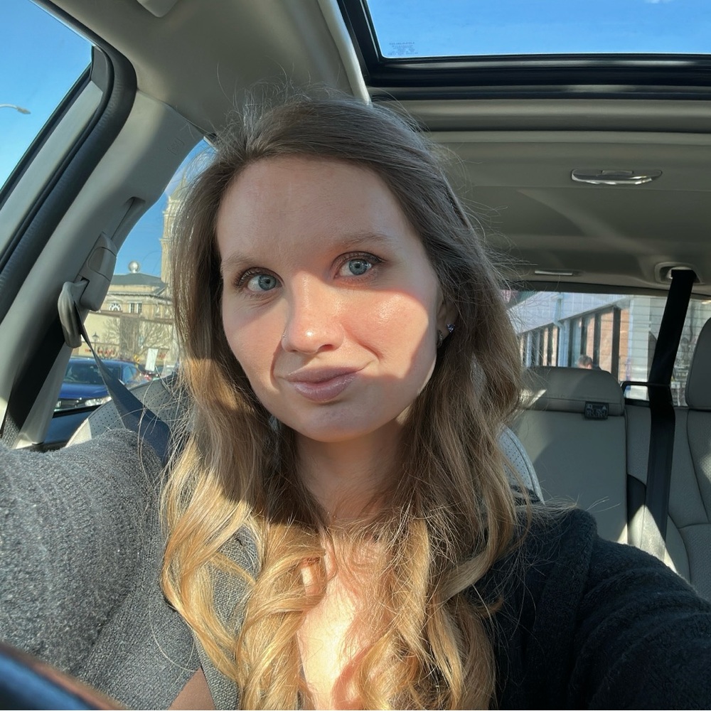 Meet your Posher, Melisa